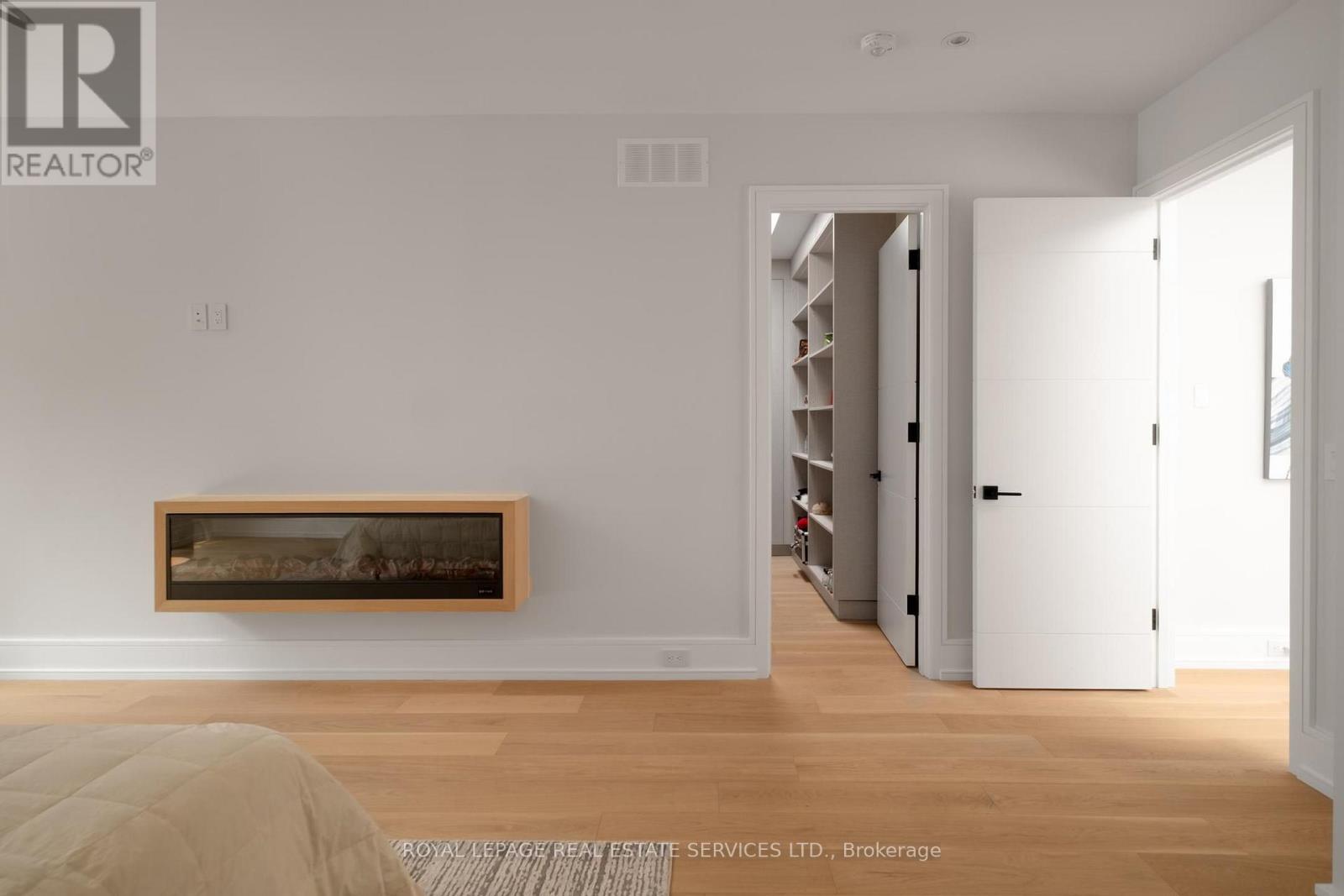 133 DELORAINE AVENUE - Image 22
