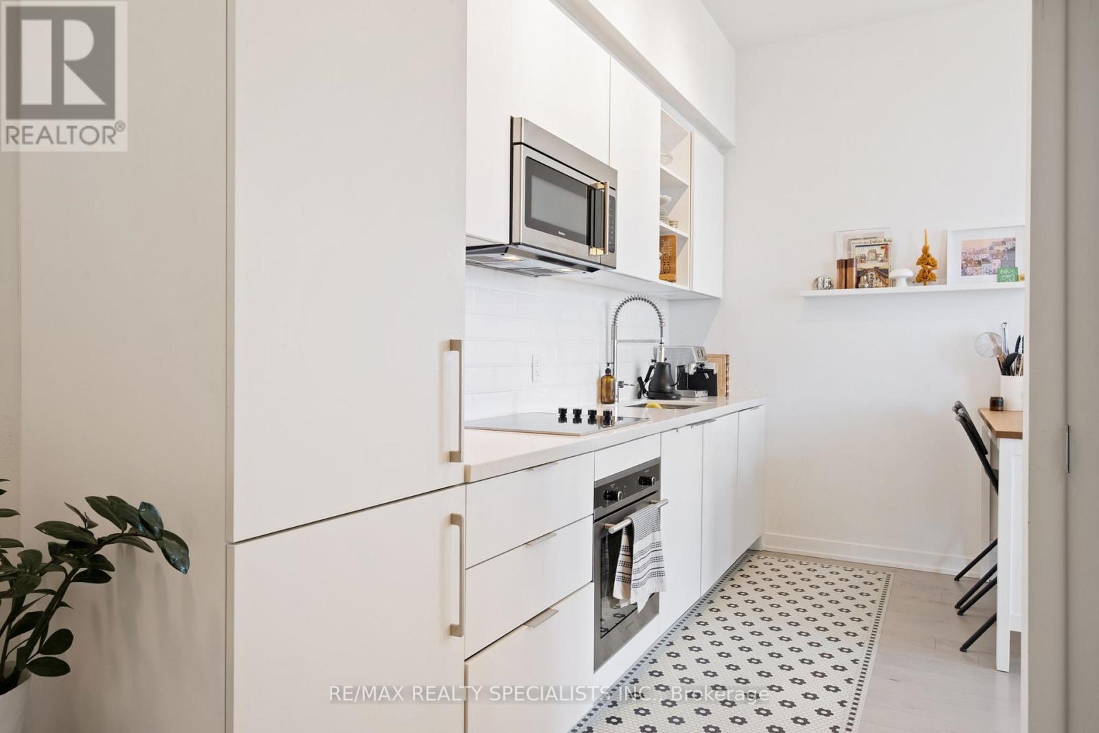 #3505 50 ORDNANCE STREET - 10