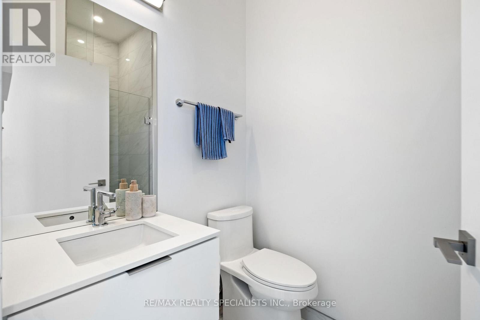 #3505 50 ORDNANCE STREET - 24
