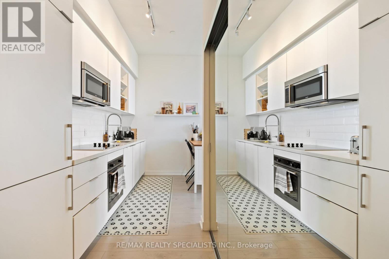 #3505 50 ORDNANCE STREET - 9