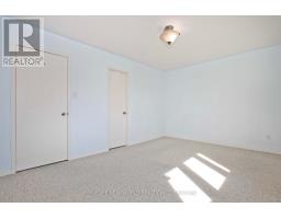 1814 Woodgate Court, Oshawa, ON L1G7Z1 Photo 10