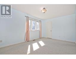 1814 Woodgate Court, Oshawa, ON L1G7Z1 Photo 12