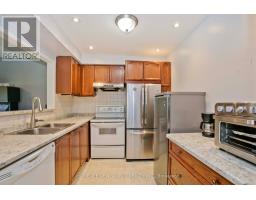 1814 Woodgate Court, Oshawa, ON L1G7Z1 Photo 8