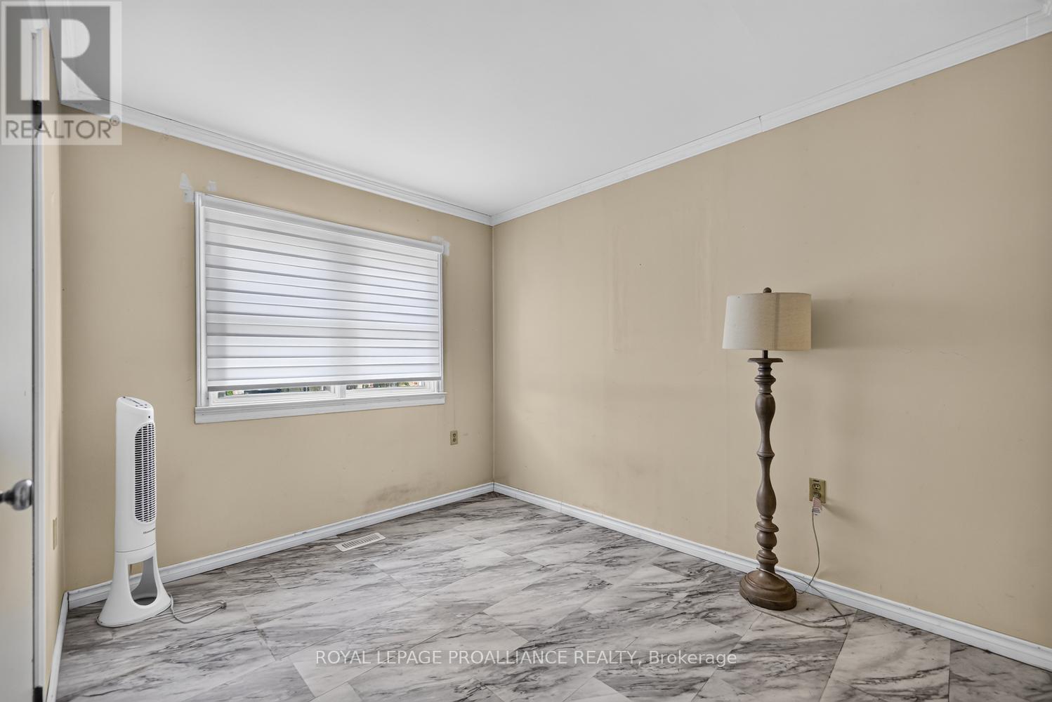 40 ALDERSHOT AVENUE - Image 15