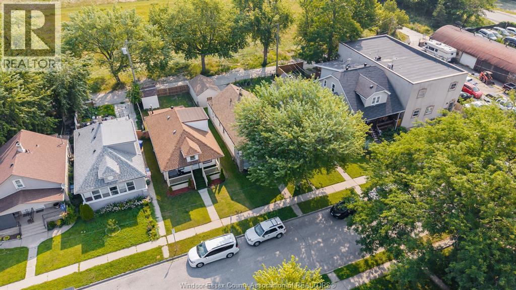 1560 LILLIAN AVENUE - Image 4