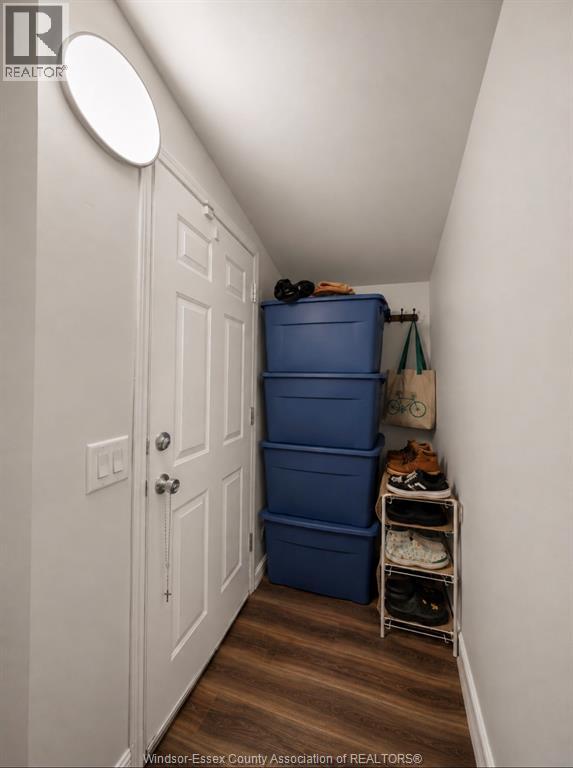 253 CURRY AVENUE - Image 17