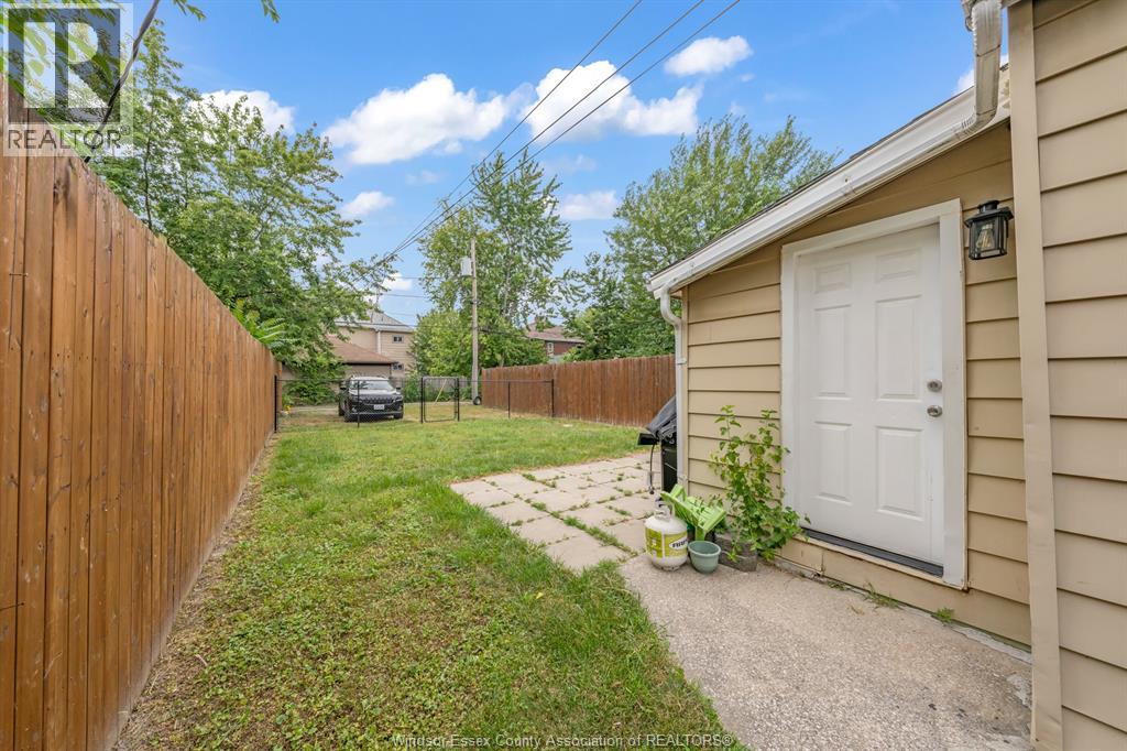 253 CURRY AVENUE - Image 19