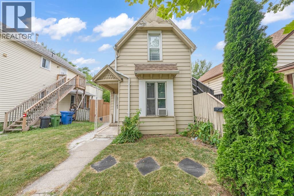 253 CURRY AVENUE - 2