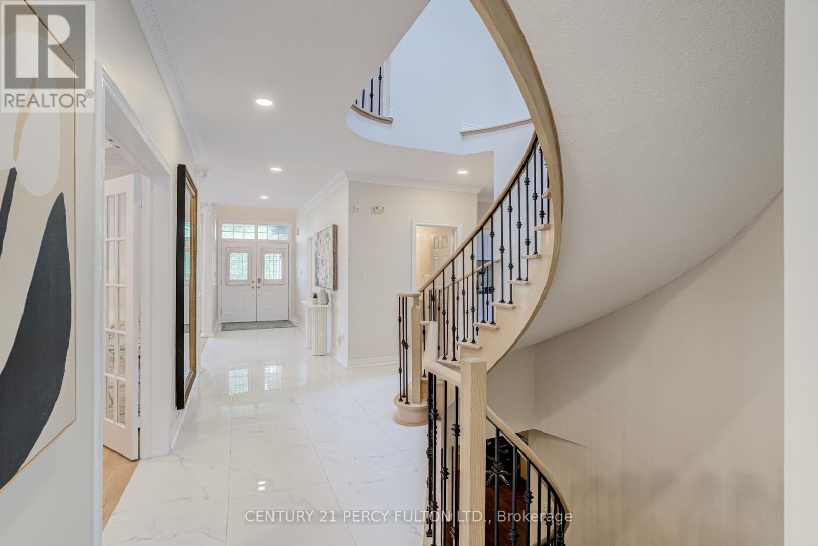 118 VILLAGE GATE DRIVE - 13