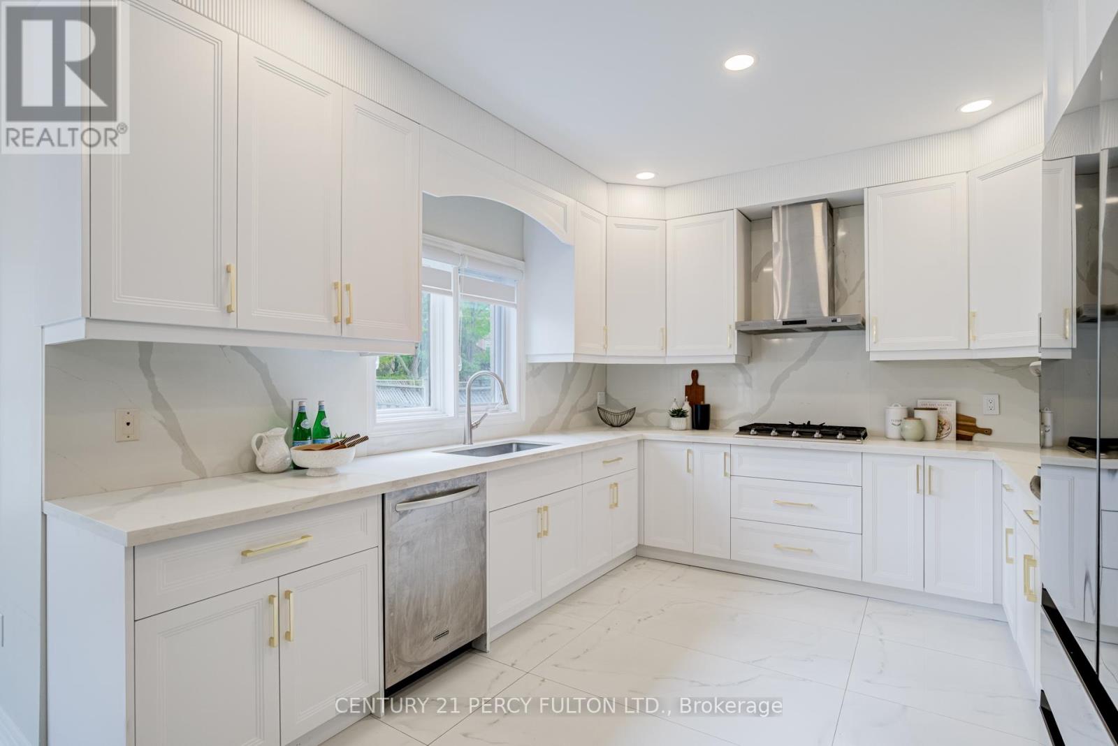 118 VILLAGE GATE DRIVE - 22