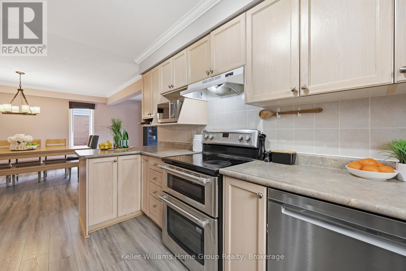 31 VINIFERA DRIVE - Image 10