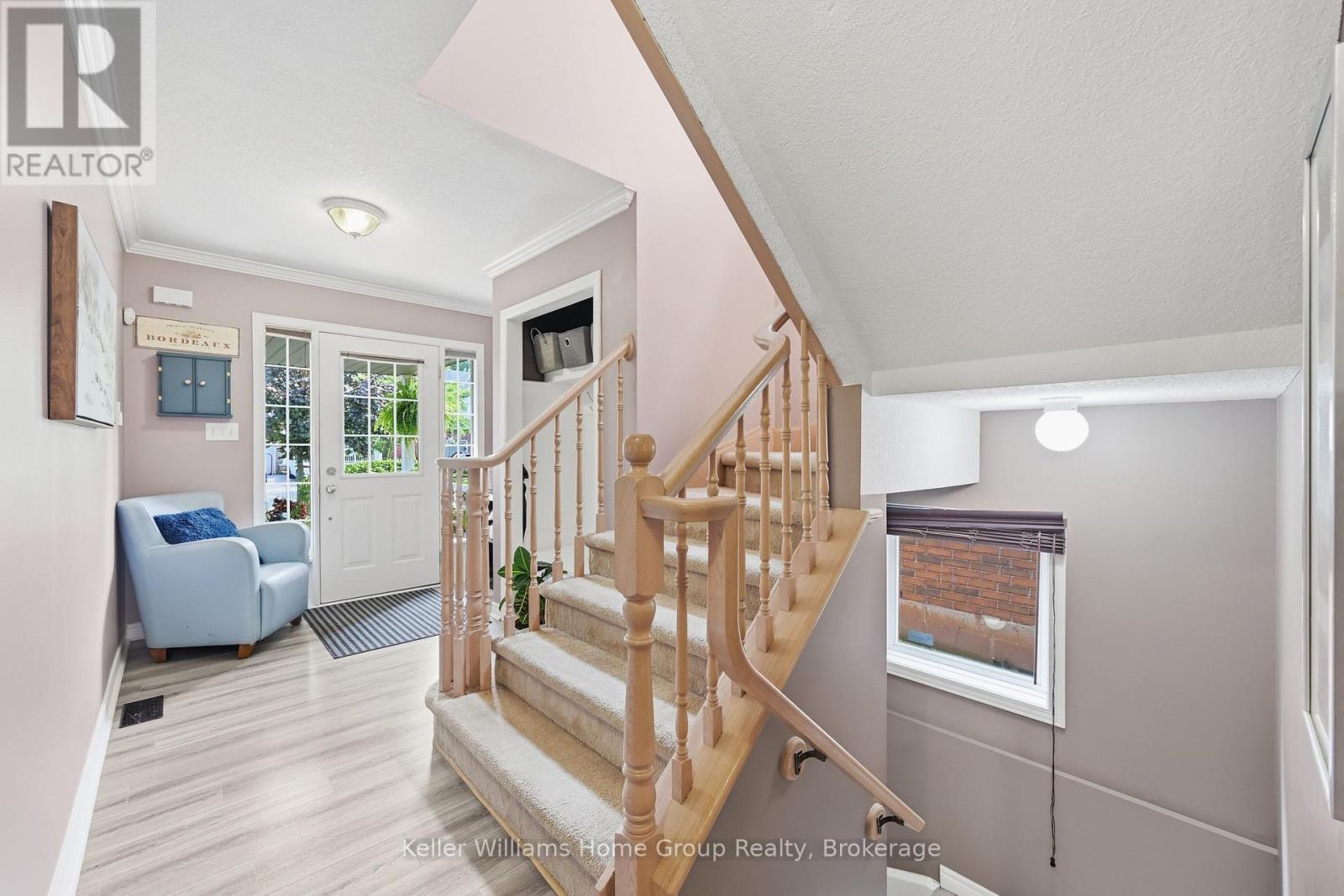 31 VINIFERA DRIVE - 20