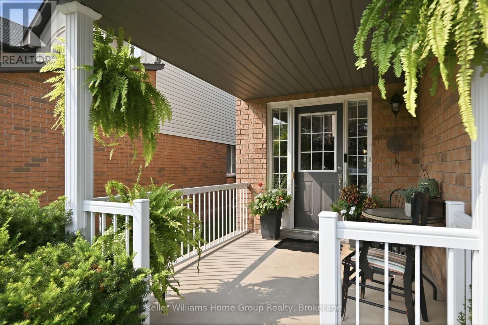 31 VINIFERA DRIVE - Image 4