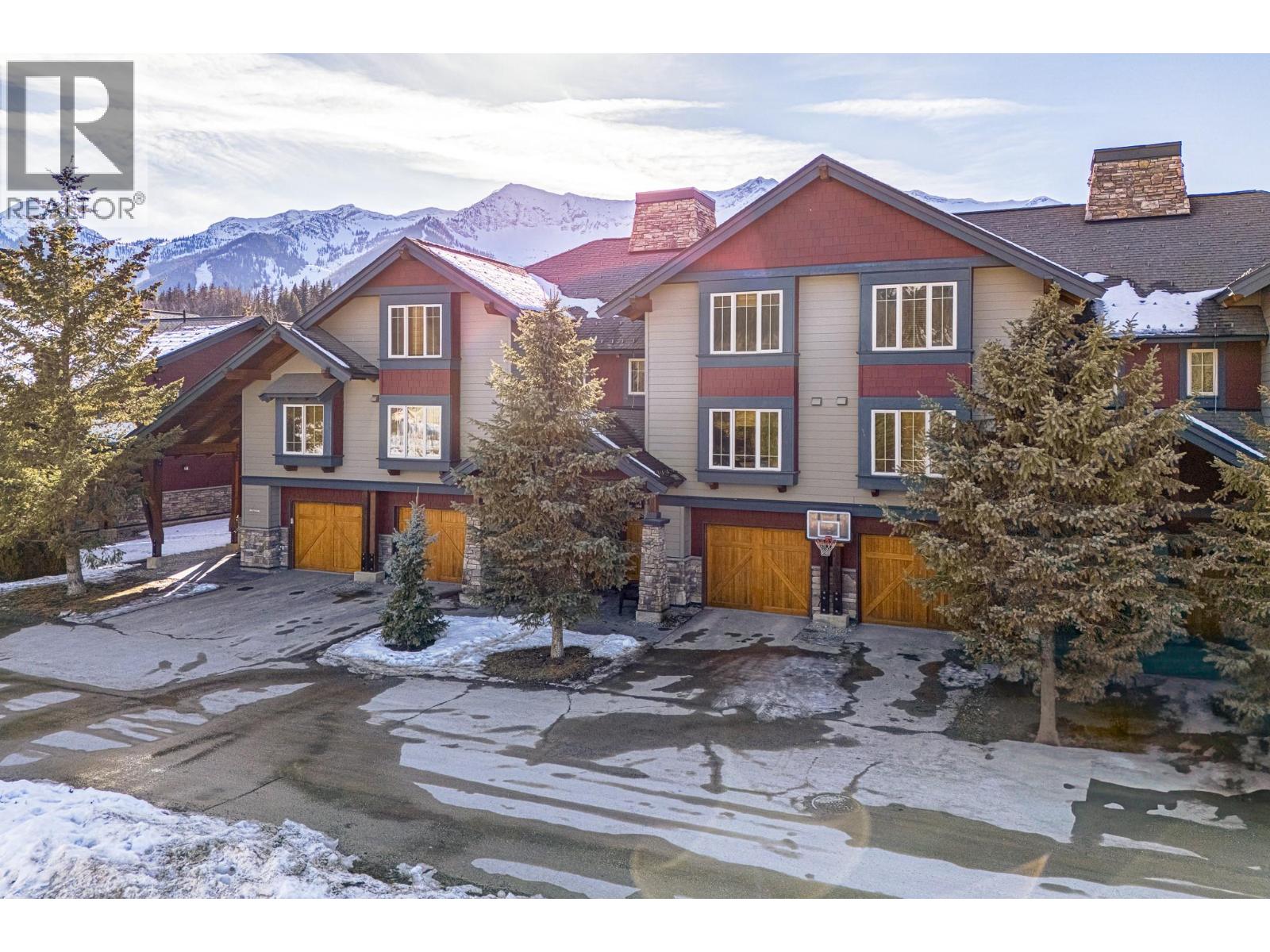 #104D 43 RIVERMOUNT Place - 1