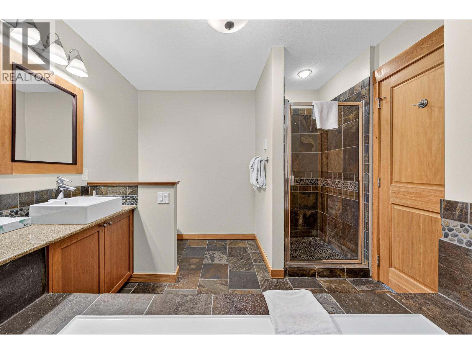 #104D 43 RIVERMOUNT Place - Image 56