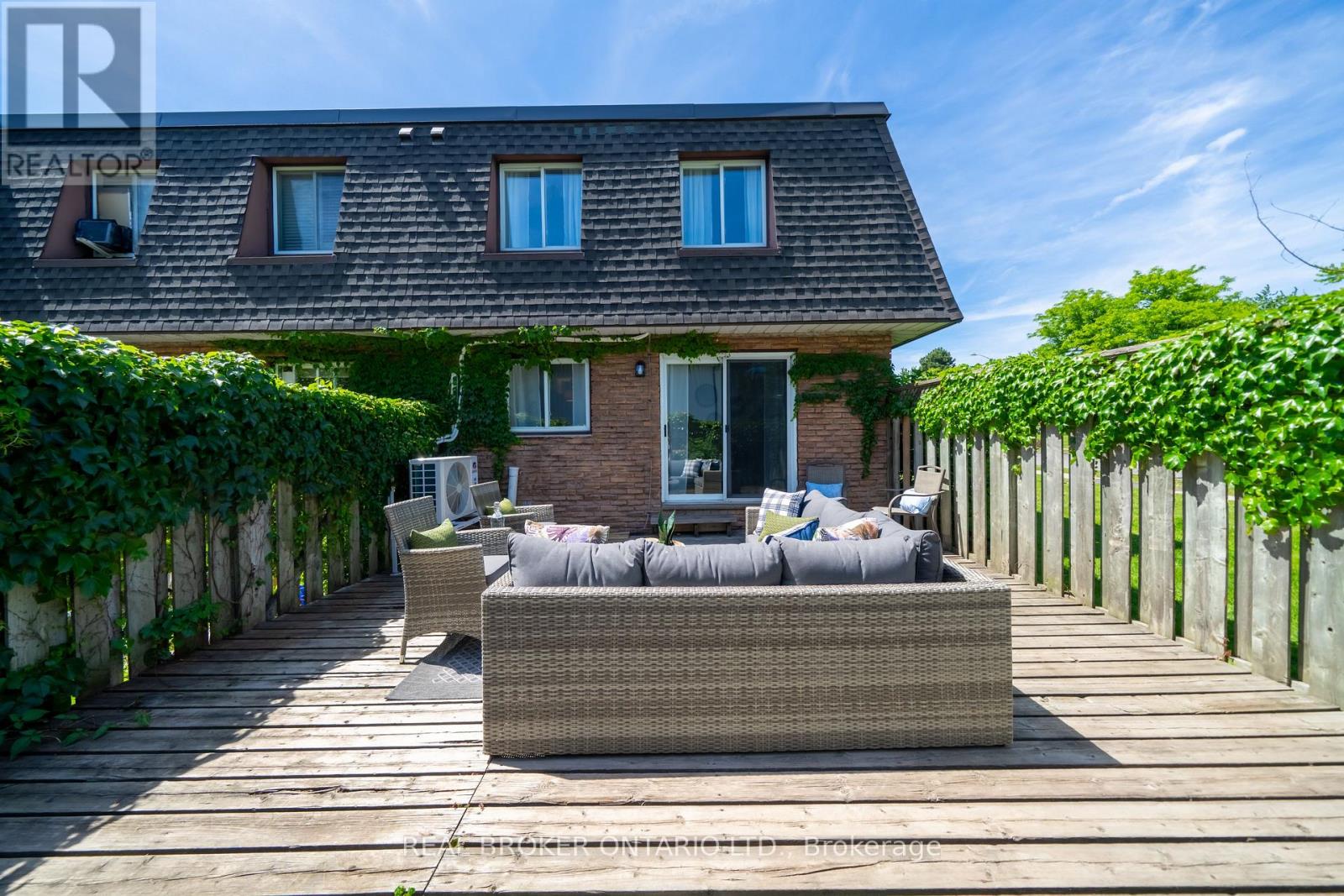 #1 684 DYNES ROAD - 33