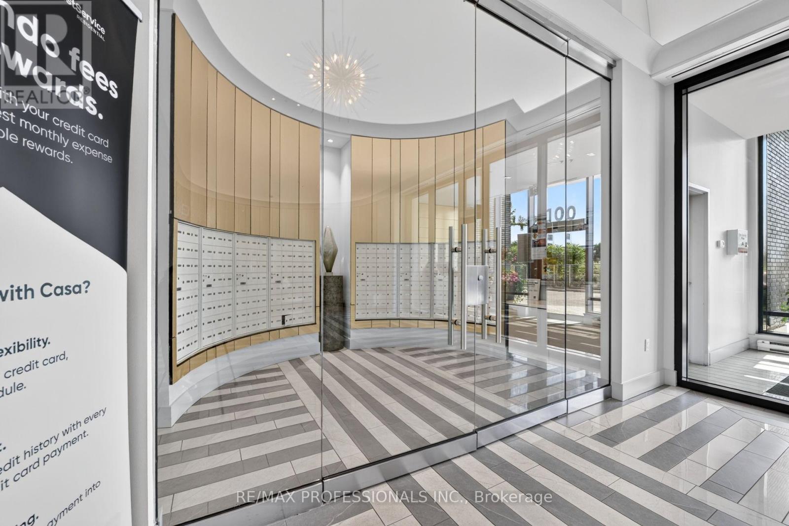 #406 10 GIBBS ROAD - Image 4
