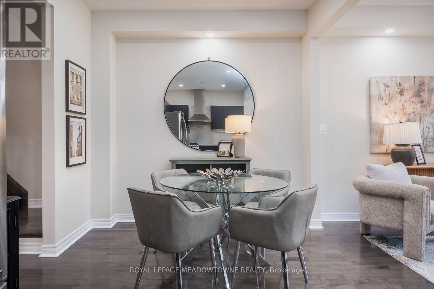 1079 JOB CRESCENT - 15