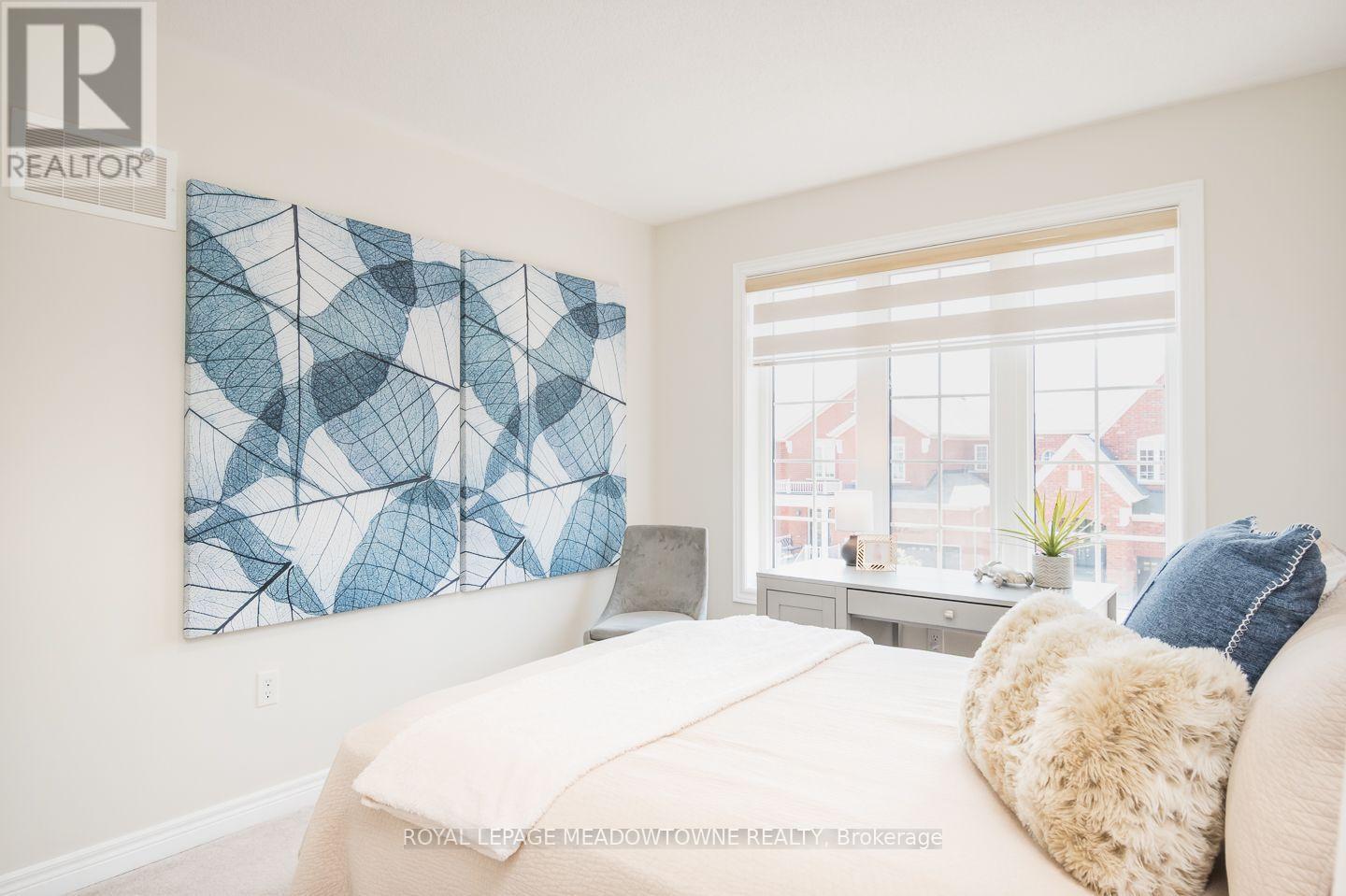 1079 JOB CRESCENT - 23