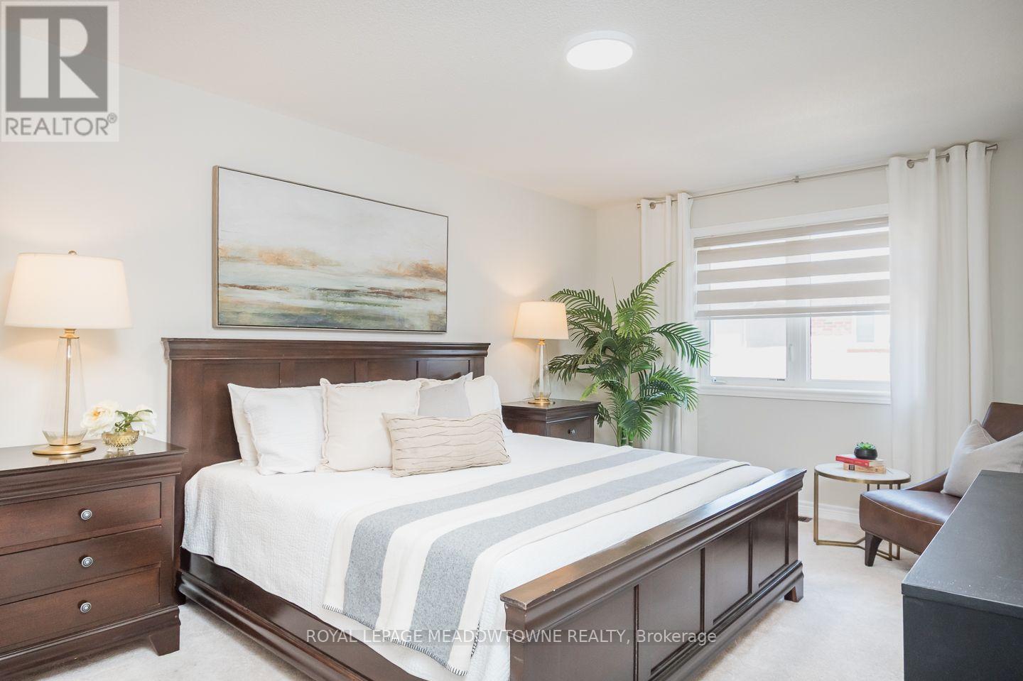 1079 JOB CRESCENT - 33