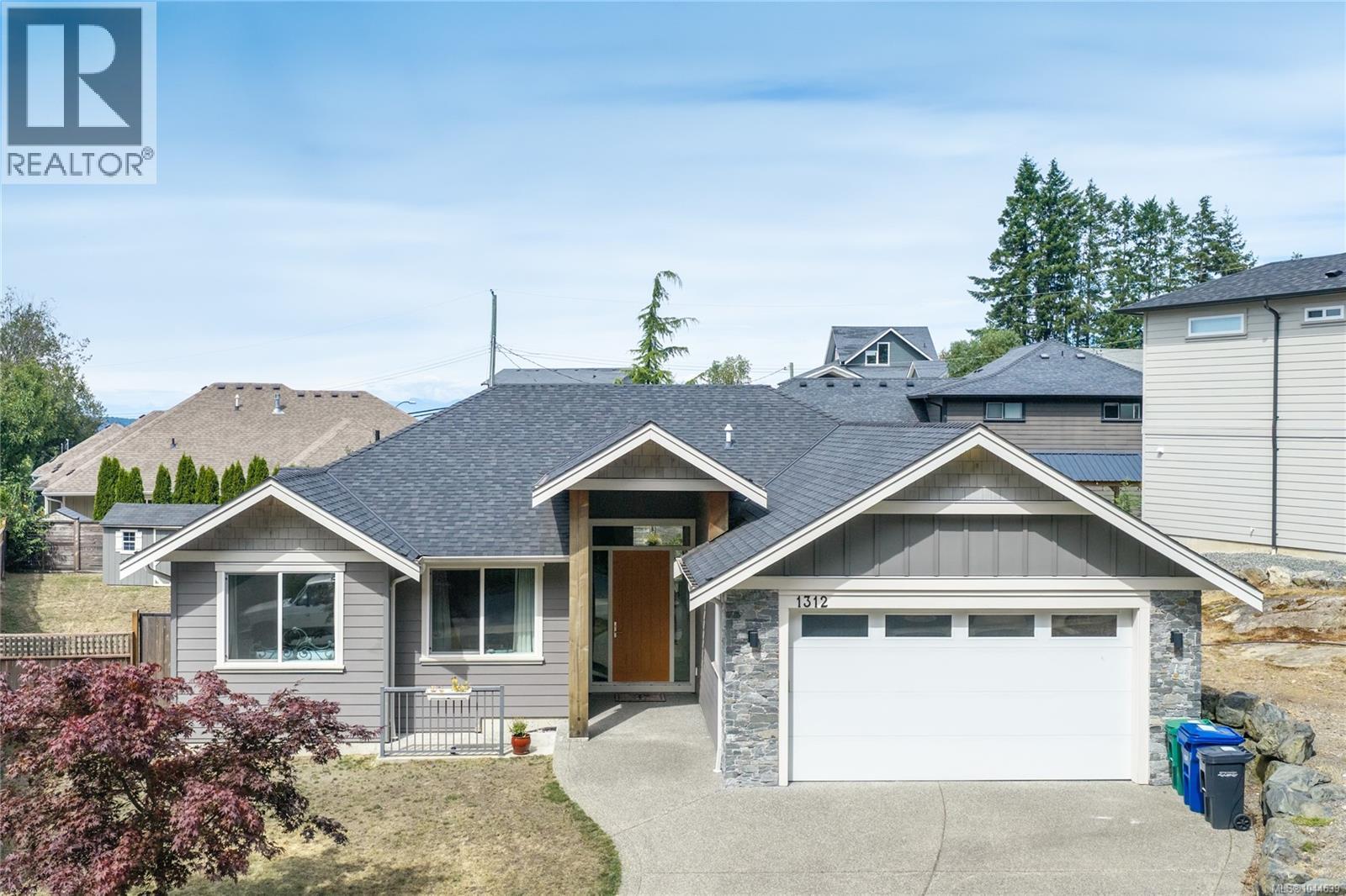 1312 Langara Dr - 1