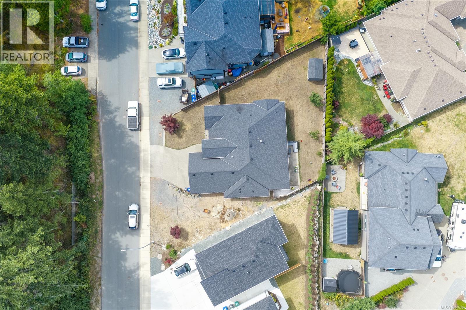 1312 Langara Dr - 46