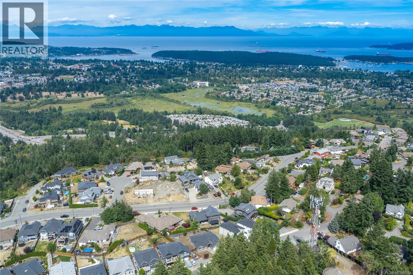 1312 Langara Dr - 53