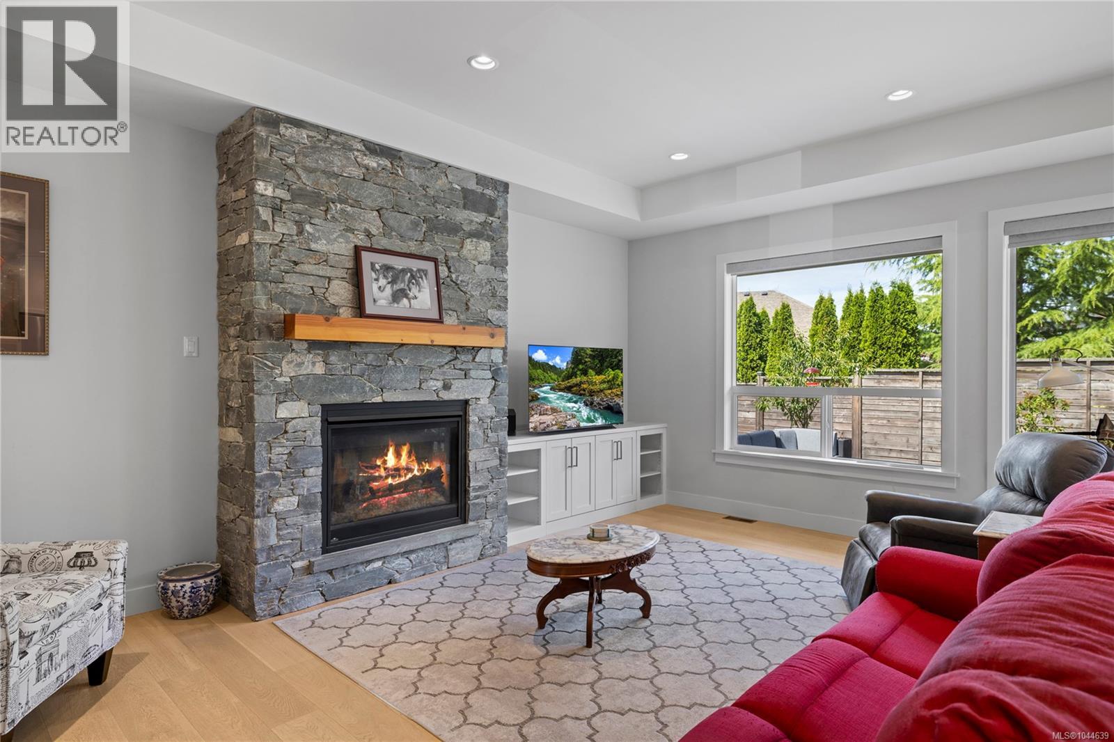 1312 Langara Dr - 8