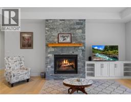 Pantry - 1312 Langara Dr, Nanaimo, BC V9R6A8 Photo 9