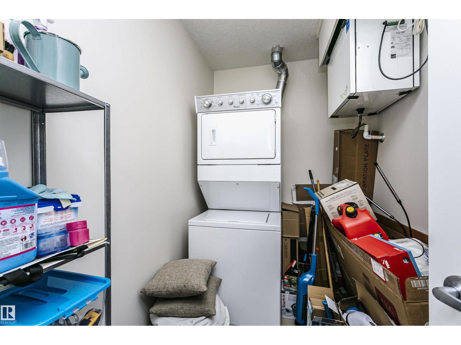 #104 9519 160 AV NW - 23