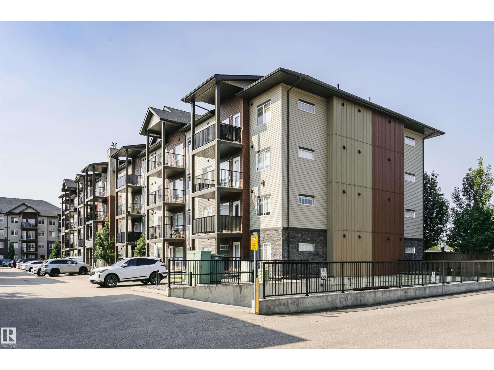 #104 9519 160 AV NW - 30