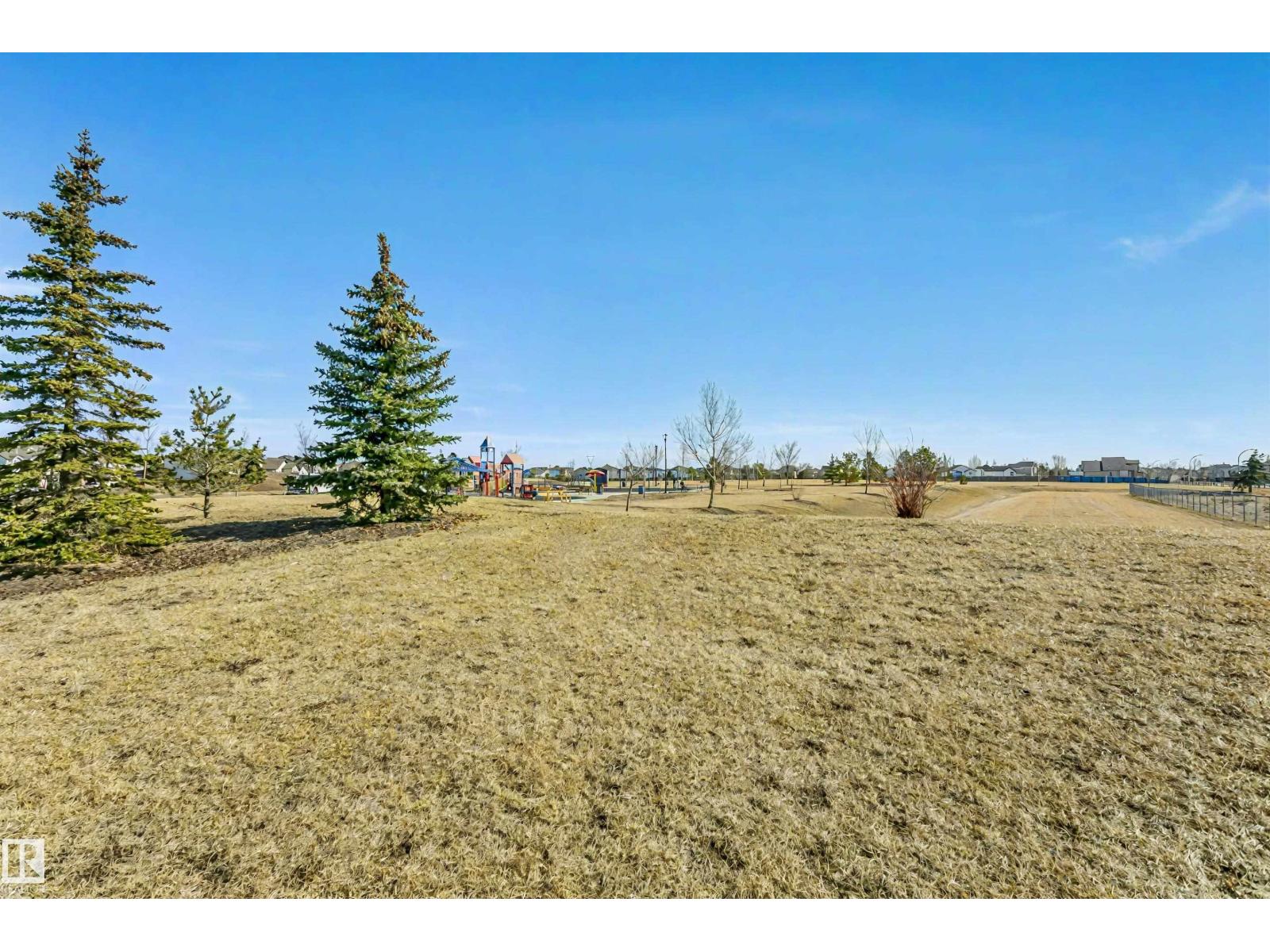 #104 9519 160 AV NW - 40