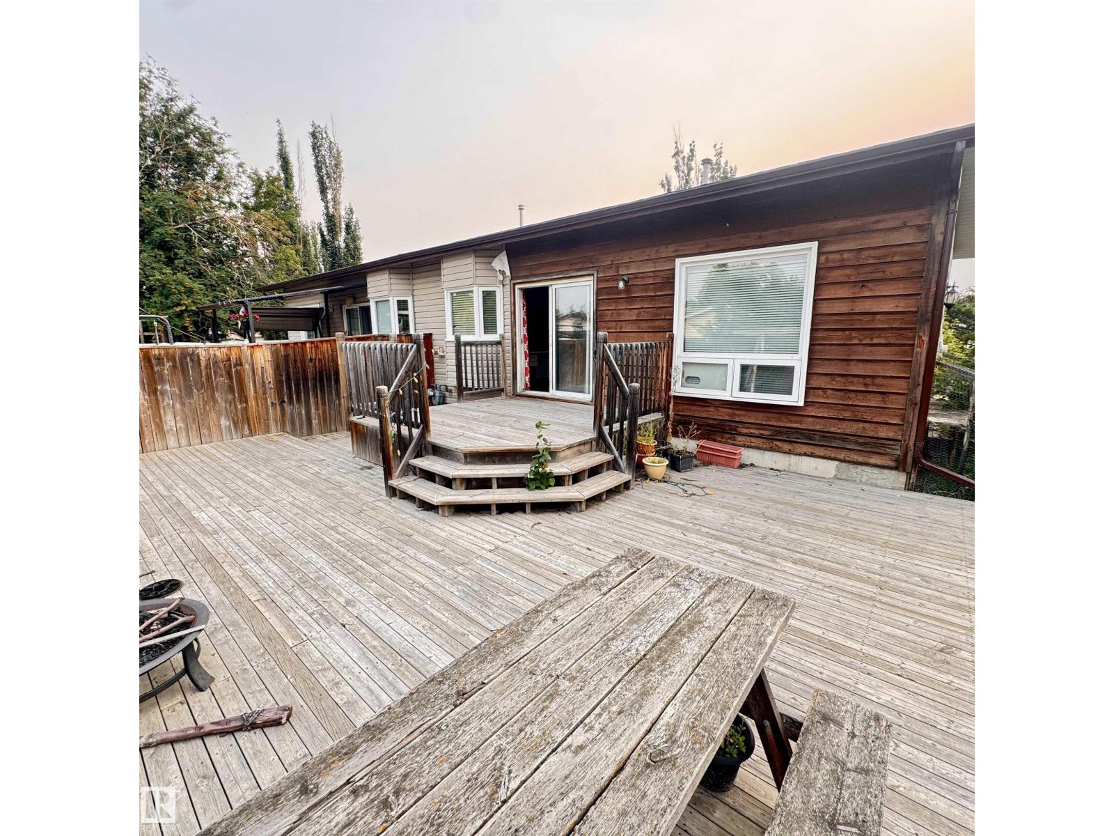 4821 11A AV NW - 13