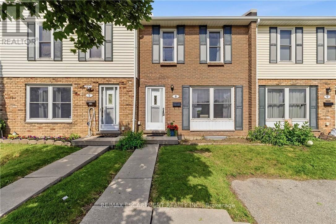 8 - 596 GREY STREET, Brantford — photo 2