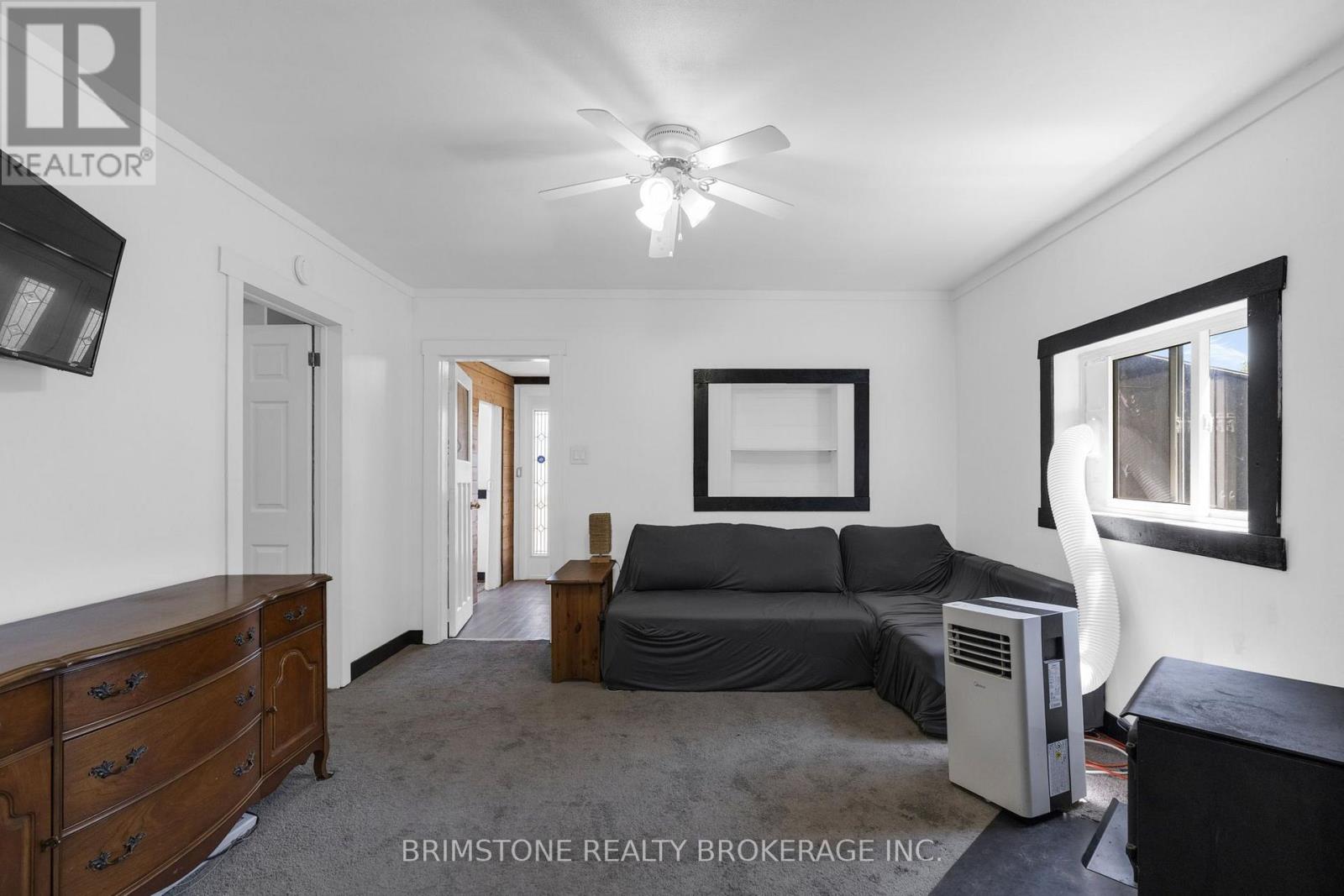 329 HIGH STREET - Image 11