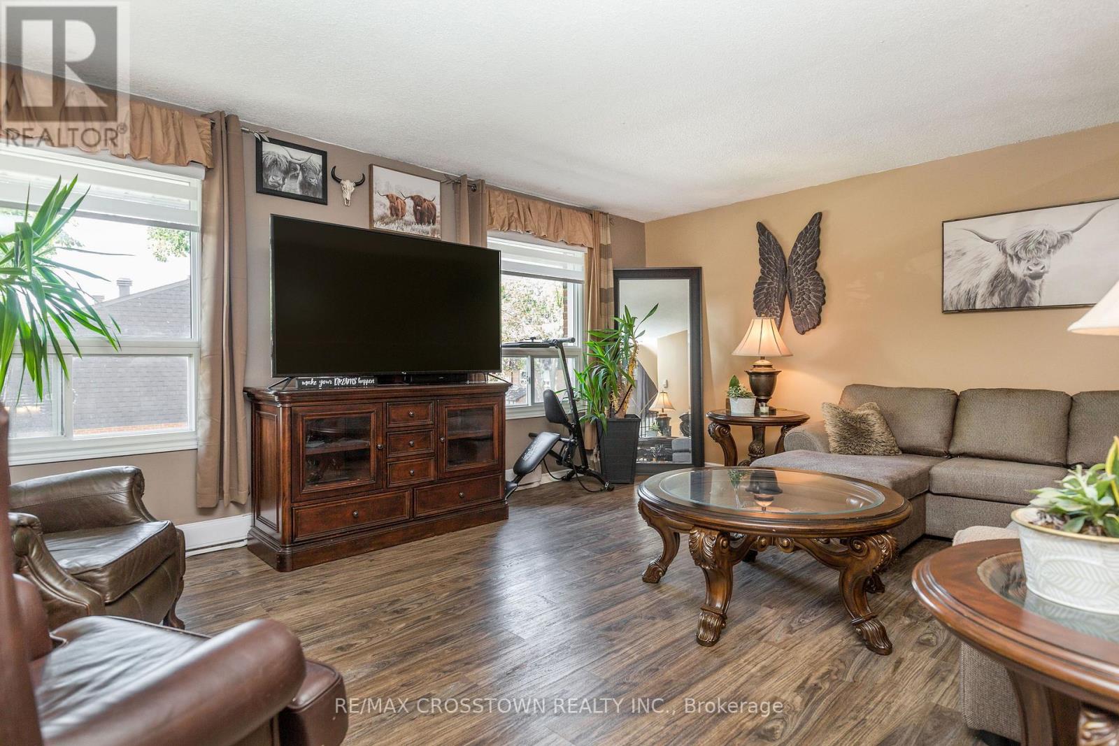 #24 360 BLAKE STREET NW - 14