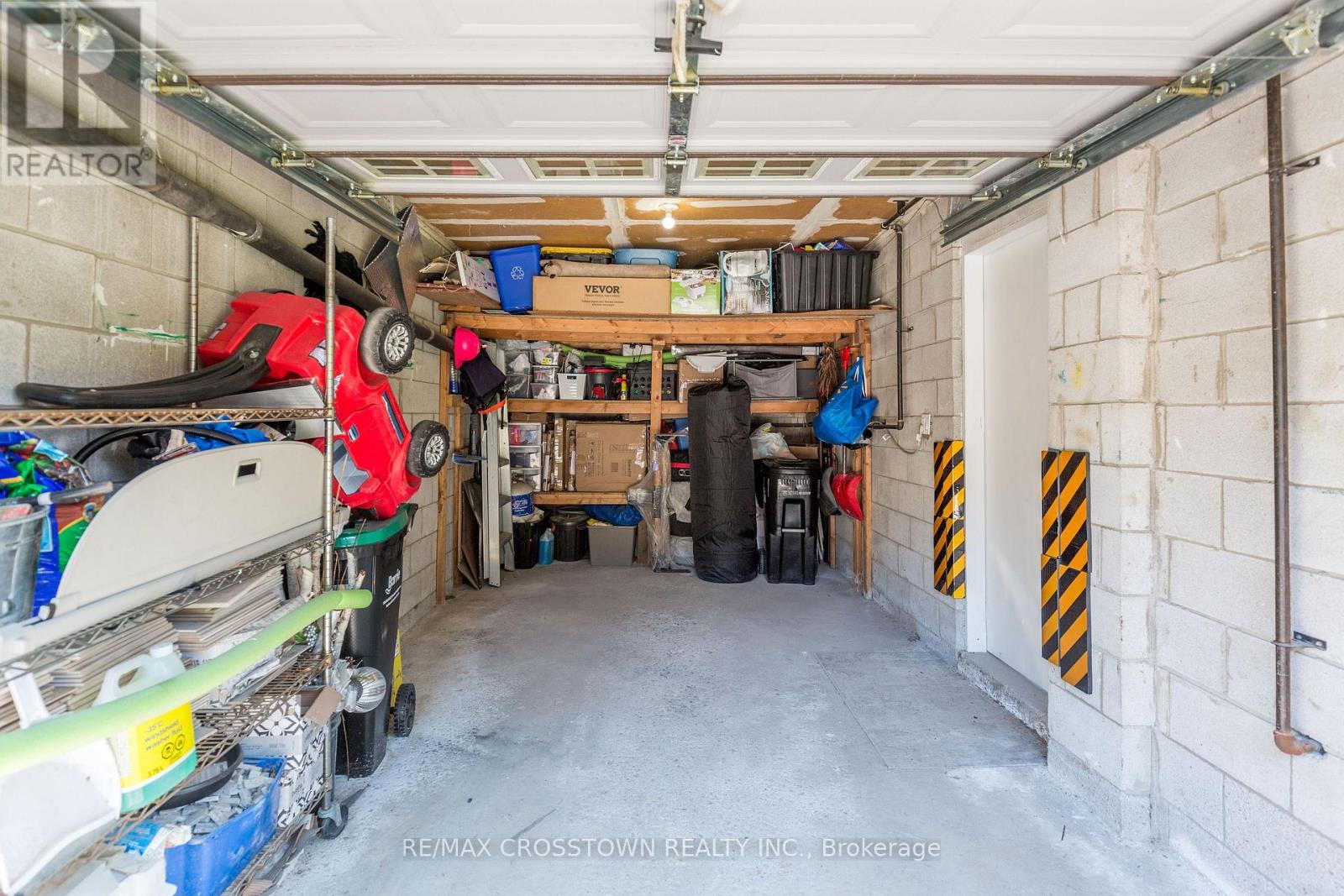 #24 360 BLAKE STREET NW - 31