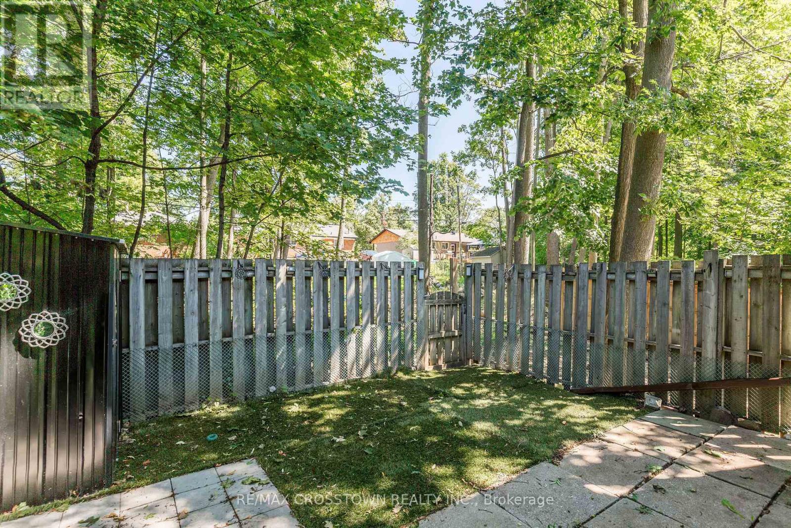 #24 360 BLAKE STREET NW - 29