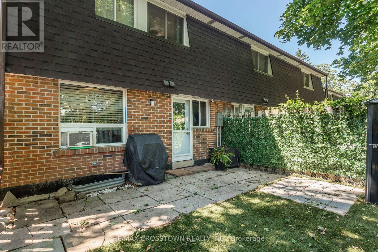 #24 360 BLAKE STREET NW - 28