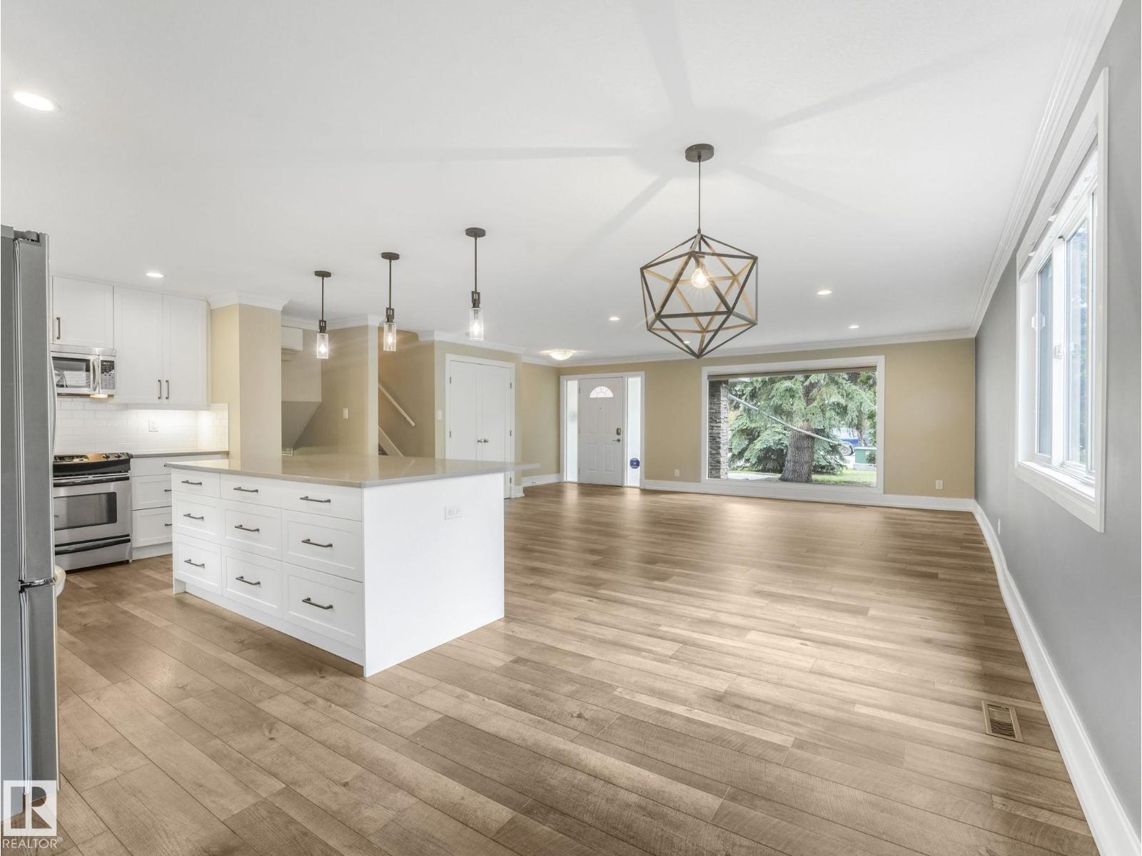 5708 144 Street NW - Photo 9