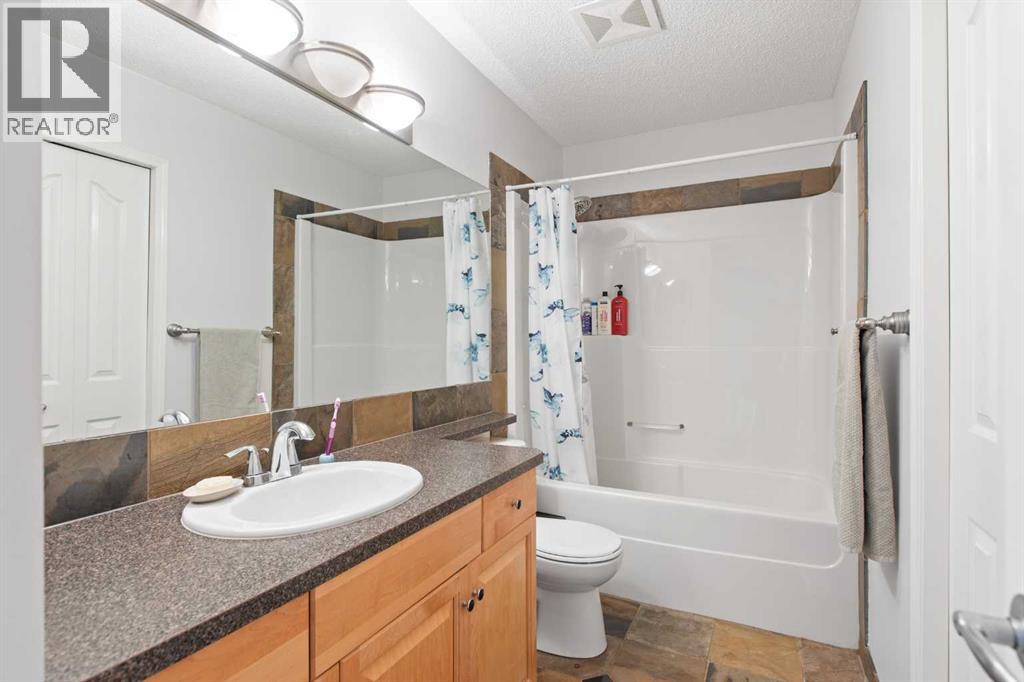 81 Royal Crest Terrace NW - Image 30