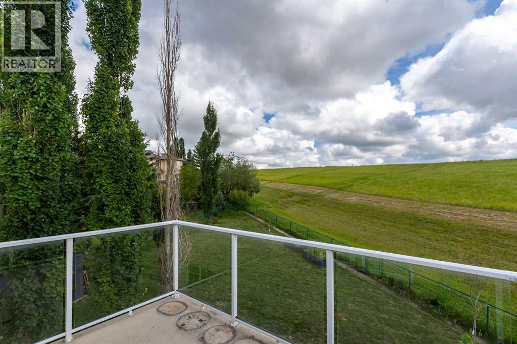 81 Royal Crest Terrace NW - Image 24