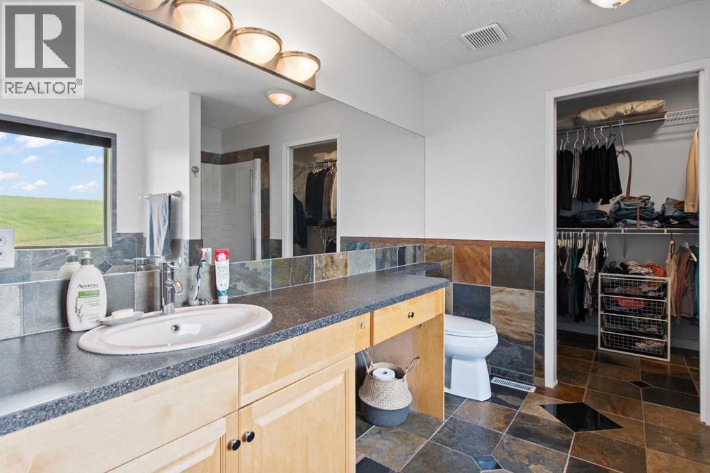 81 Royal Crest Terrace NW - Image 26