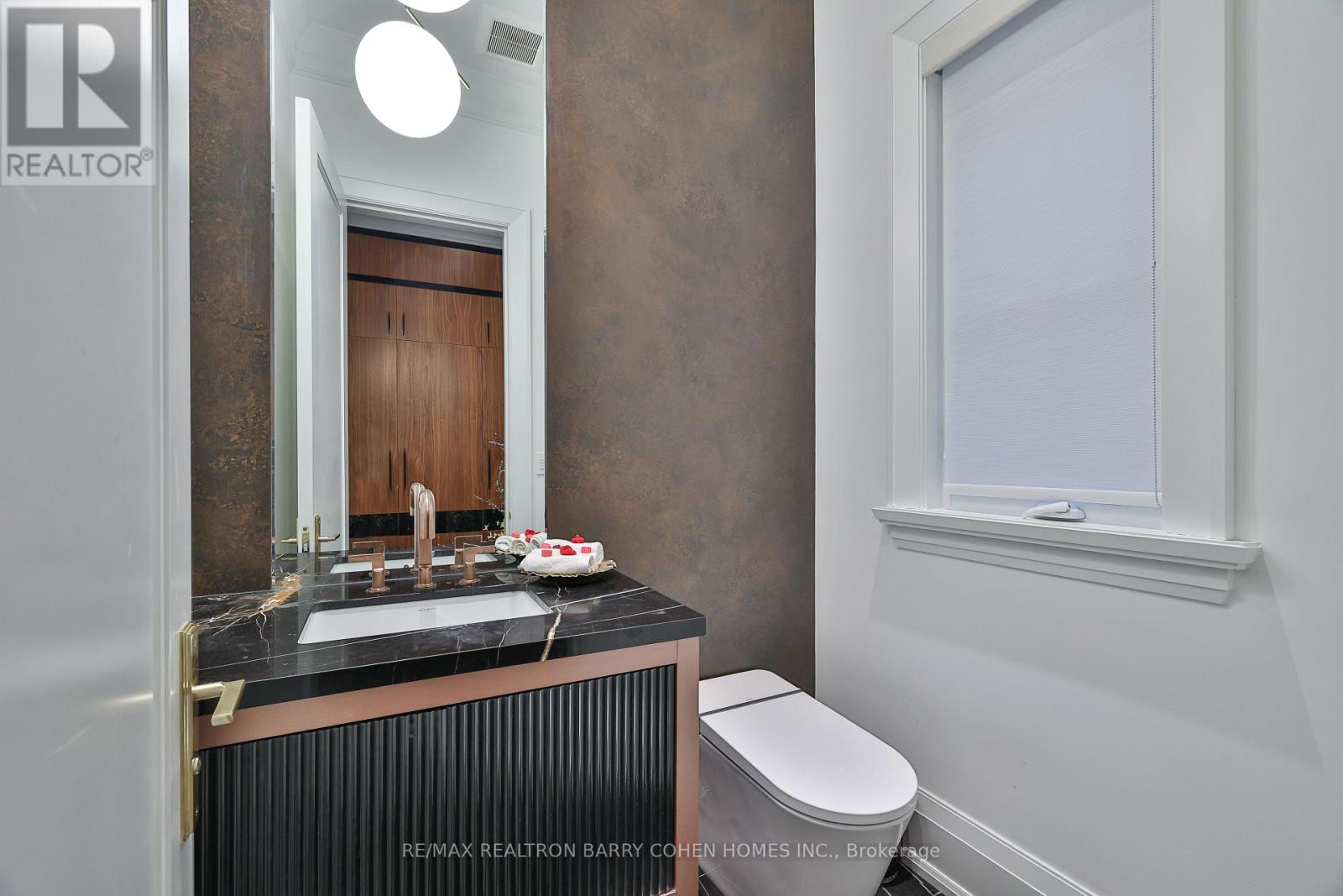 33 STRATHEDEN ROAD - 17