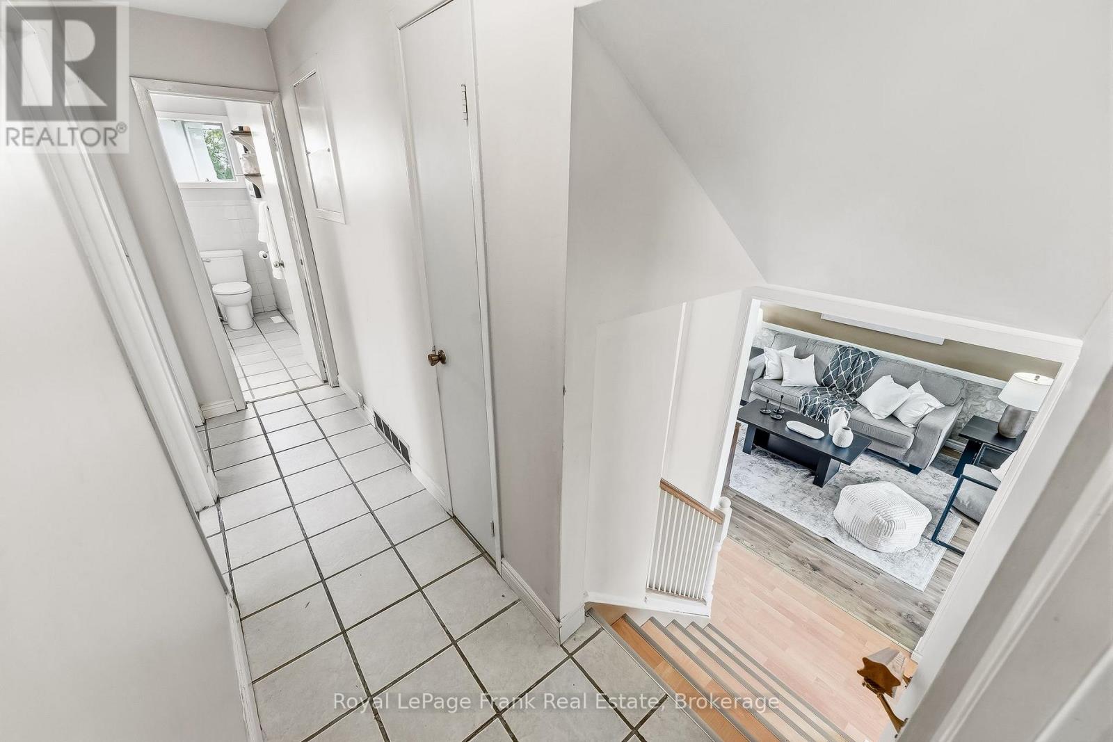 371 TRAFALGAR AVENUE - 26