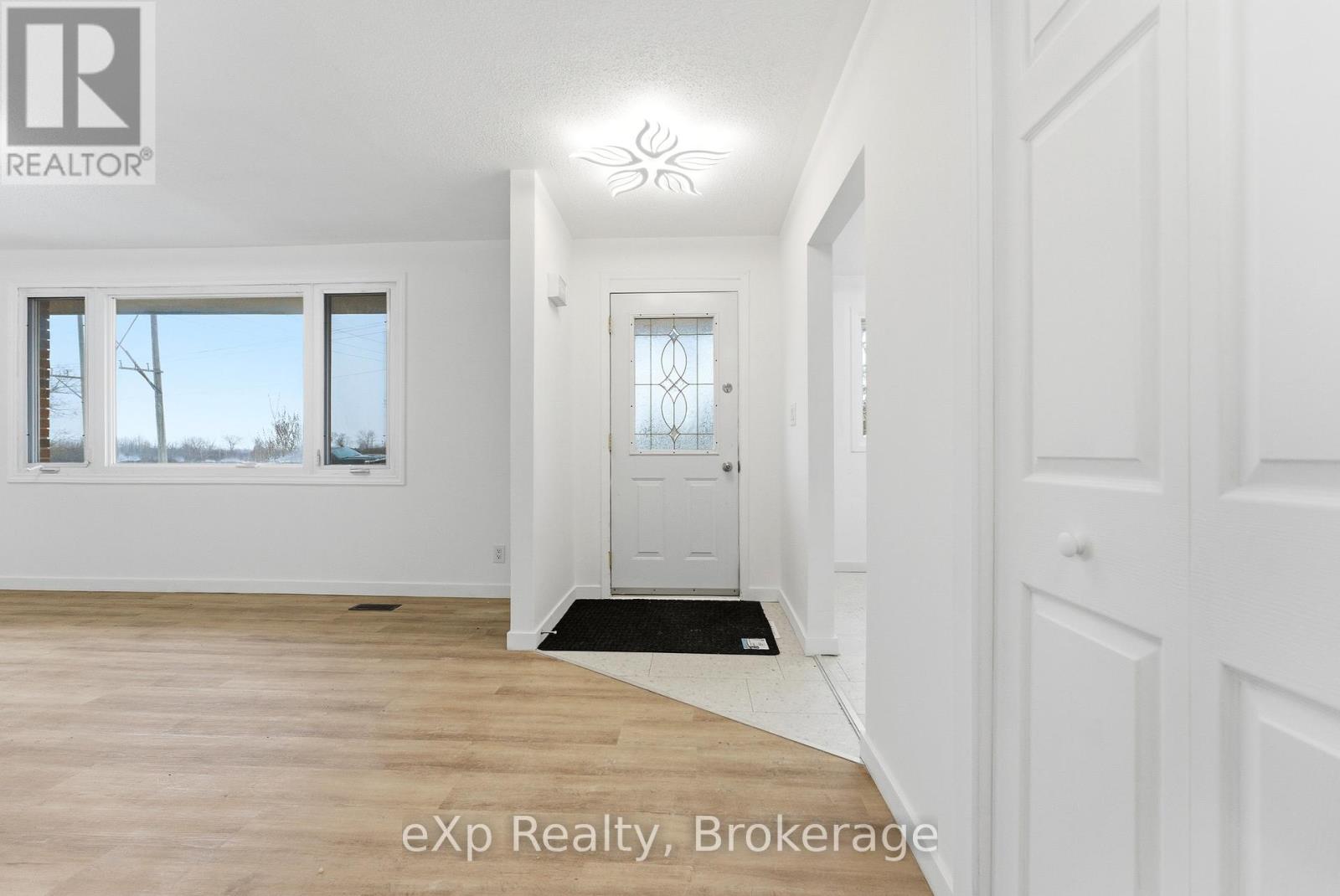 696 WHITES ROAD - Image 3