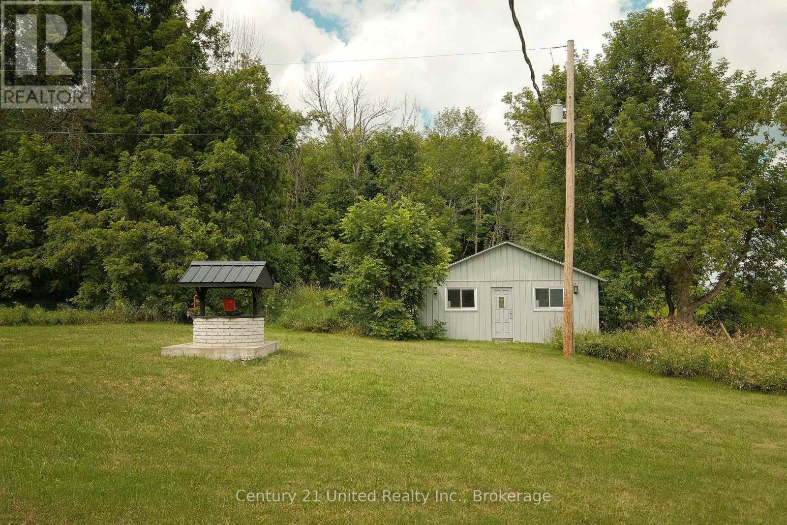 2261 ASPHODEL 6TH LINE - Image 40