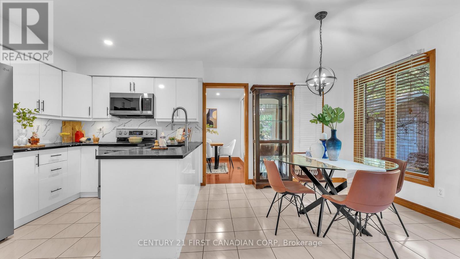305 ANDOVER DRIVE - Image 10