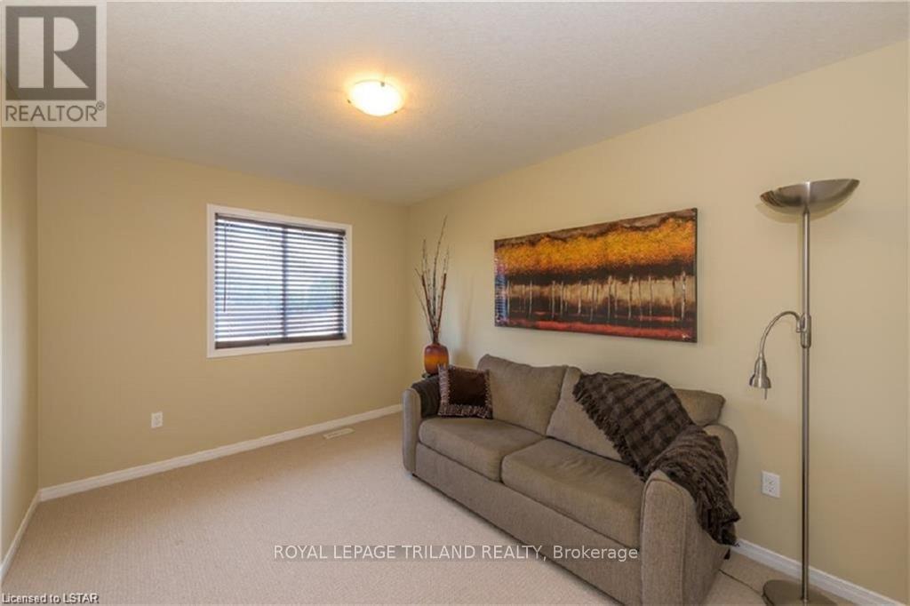 #4 2635 BATEMAN TRAIL - 25
