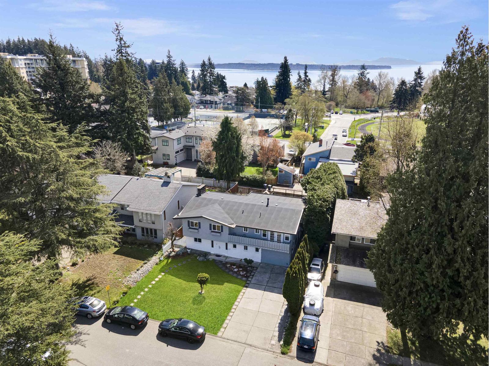 14704 16A AVENUE, Surrey — photo 3